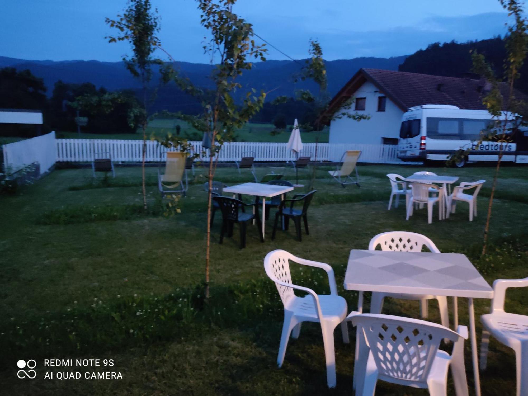 Hacienda Bled Rooms Bagian luar foto